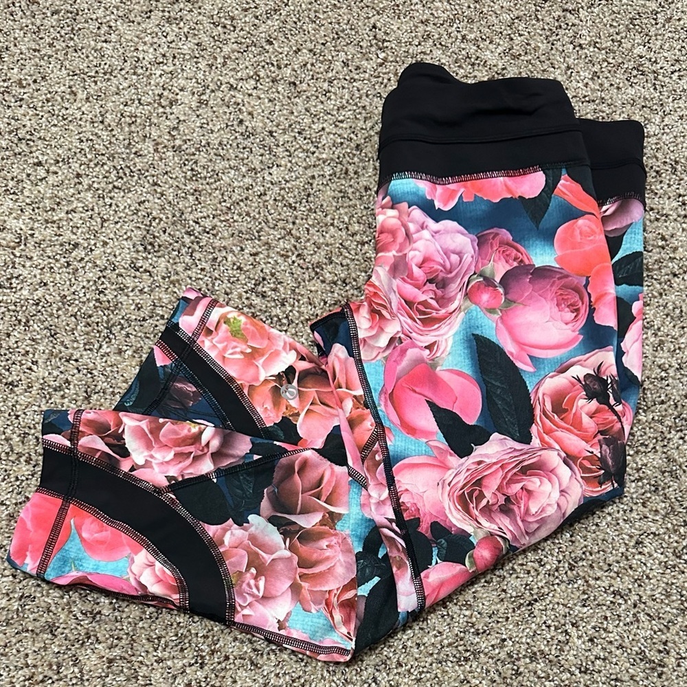 🍋🍋 LULULEMON Run: Inspire Crop - Size 8 🍋🍋 - Picture 10 of 13